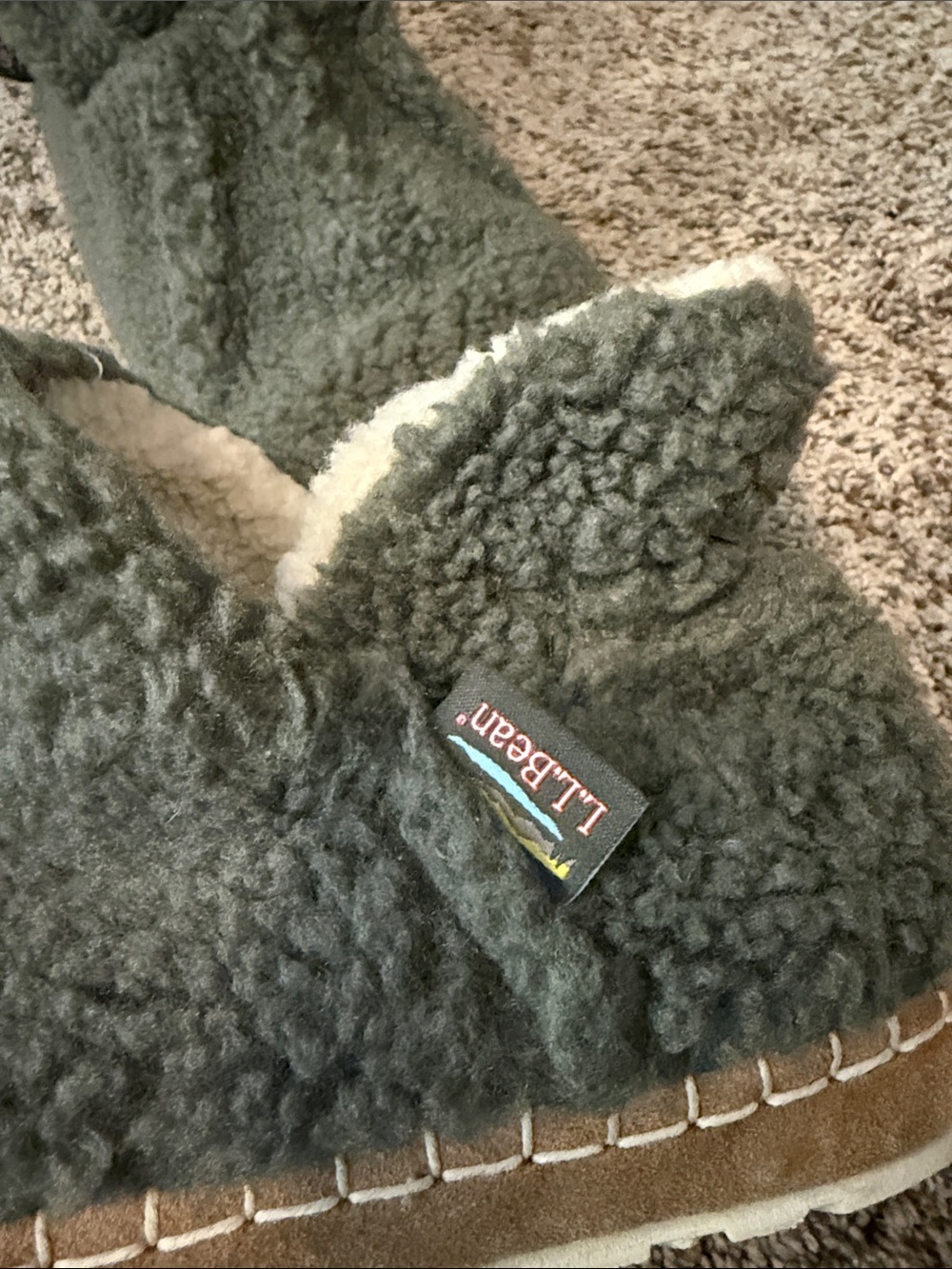L.L. Bean Cozy Sherpa Slip-On Slippers House Shoes - Olive Green Size 11 - Picture 2 of 9